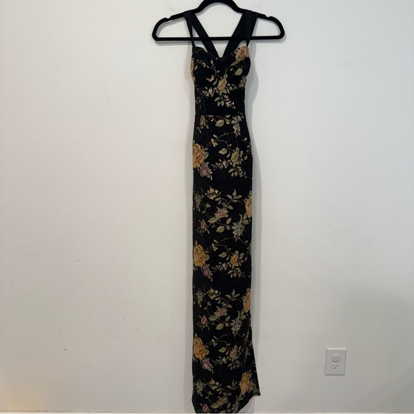 Lulu’s Pemberley Black Floral Jacquard Lace-Up Maxi Dress XS - Picture 2 of 9